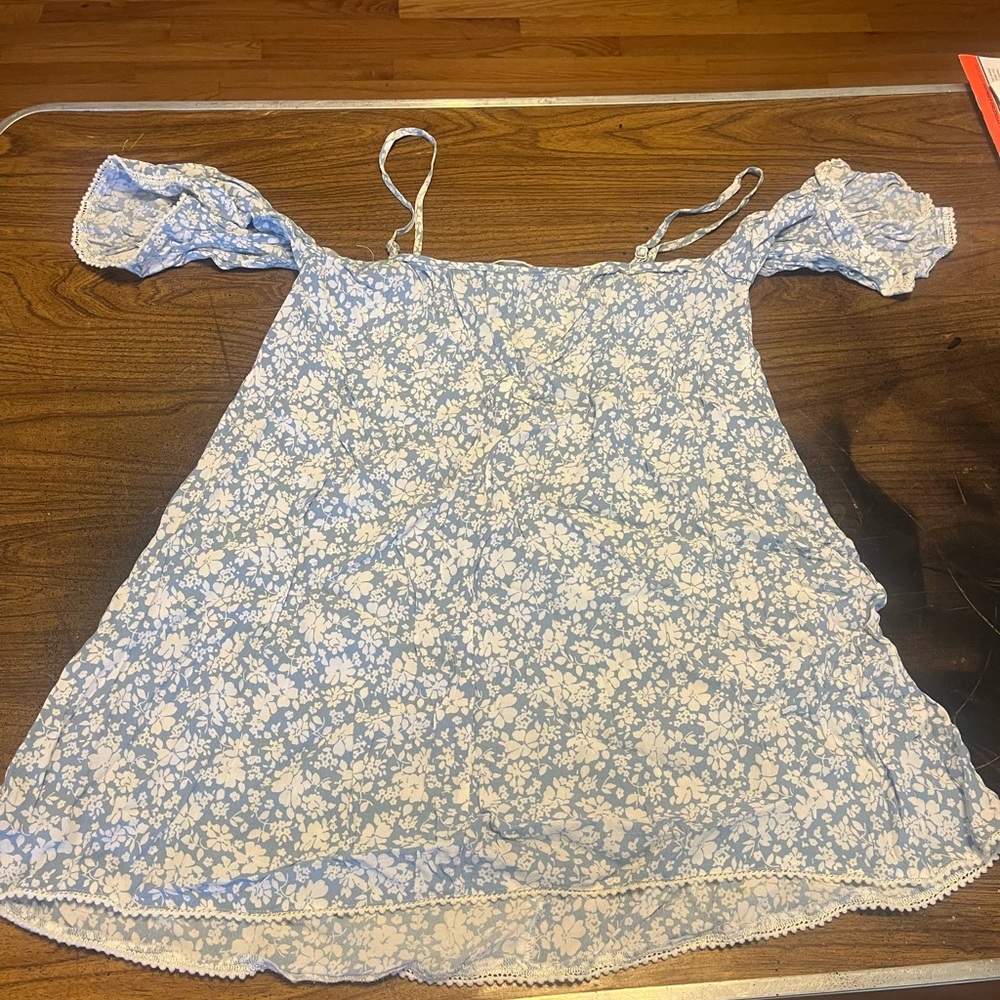 Olivaceous Blue and White Floral Blouse